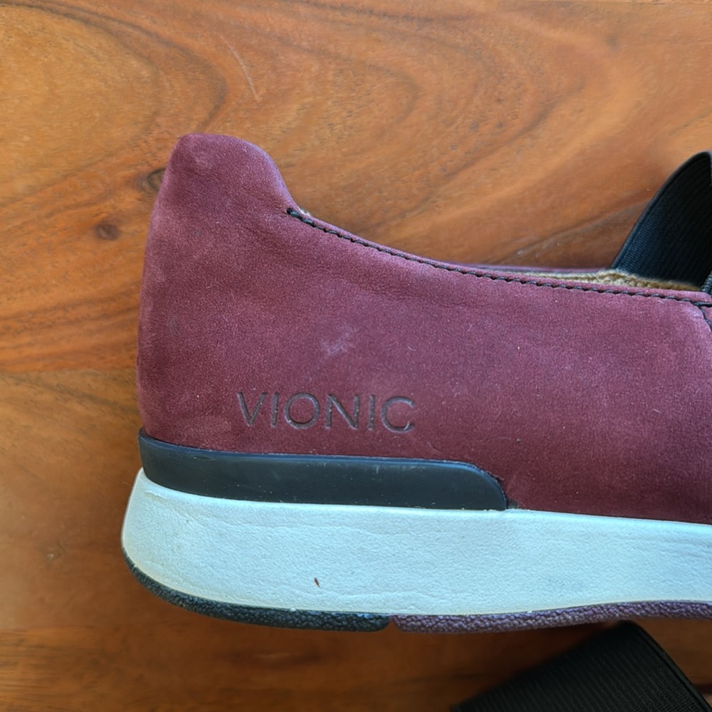 Vionic Cadee Flats - Picture 11 of 13